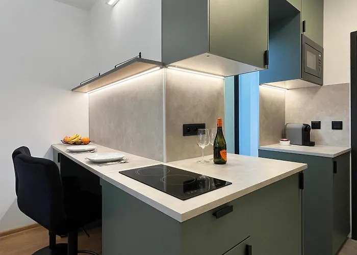 Cozy Emerald Apartament